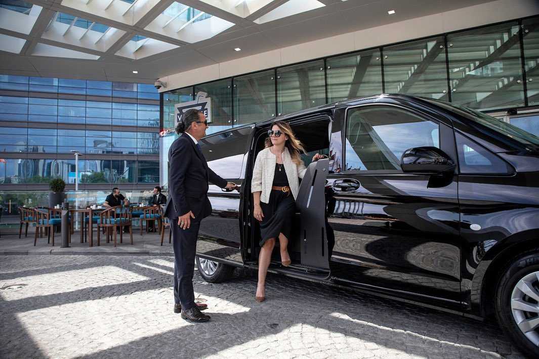 PREMIUM AIRPORT TRANSFER